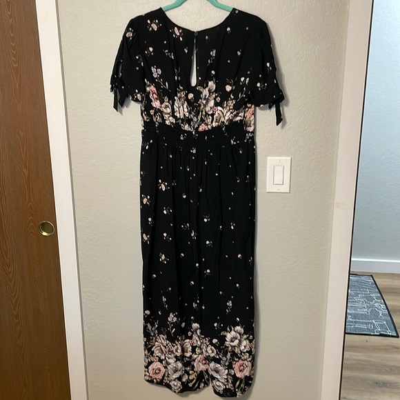 Xhilaration Floral Jumpsuit - Picture 5 of 5